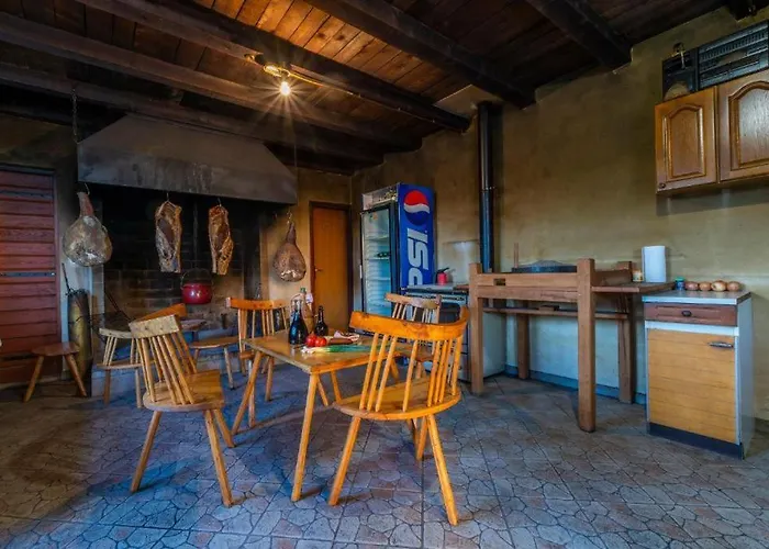 Minto & Slava Krstatice