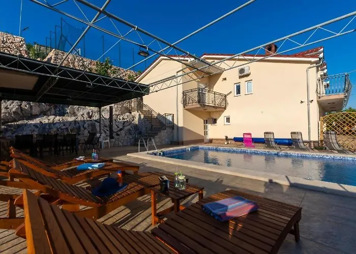 Minto & Slava Βίλα Krstatice